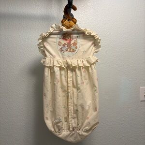 Vintage Lambs & Ivy Teddy Bear Nursery Decor Hanging Diaper Holder
